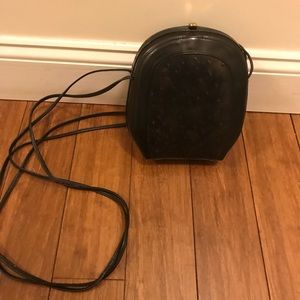 Vintage leather crossbody bag